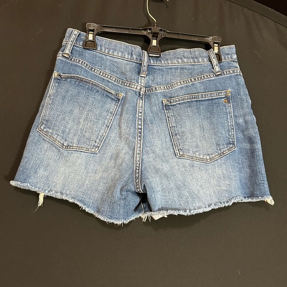 Madewell Blue Jean Shorts with Frayed Hem Size 28 - Picture 3 of 7